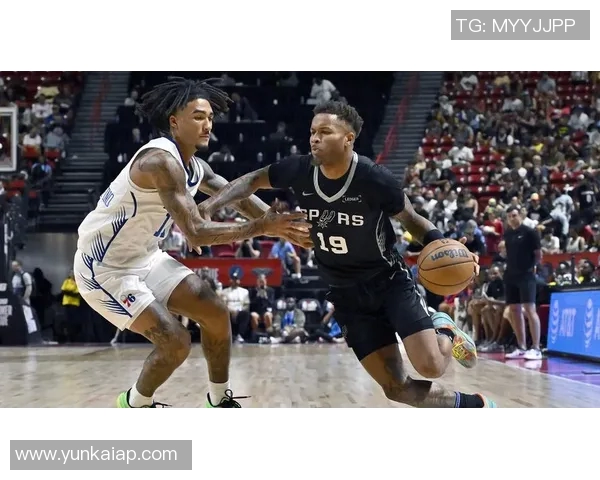 马刺替补发威四人得分上双合力砍下68分哈珀独得22分助球队取胜