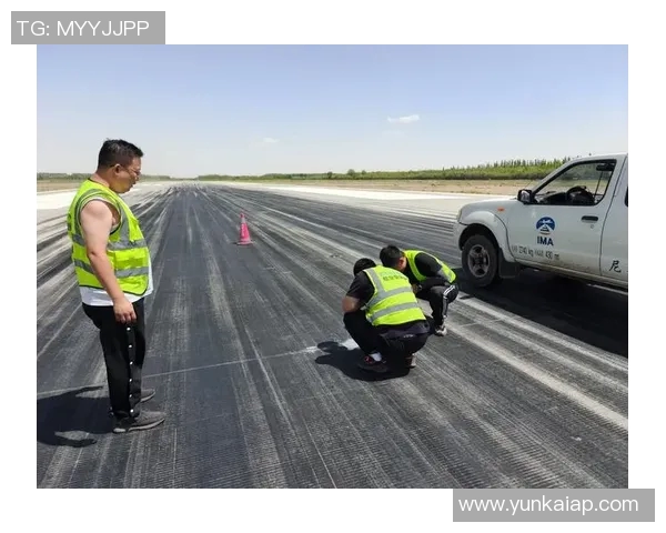 佩德里抵达甘伯体育城进行伤情检查确认伤势严重程度引发关注