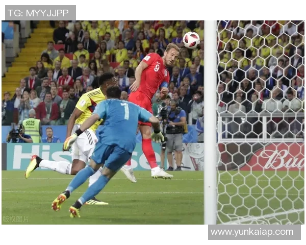 凯恩对格雷罗抢点表示不满称定位球战术原本是为我设计的 凯恩对格雷罗抢点表示不满称定位球战术原本是为我设计的